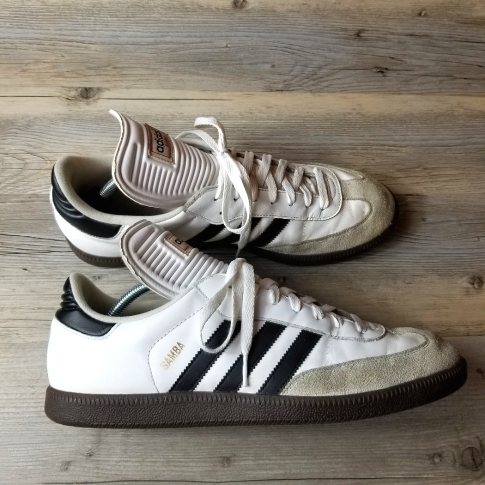 Adidas Samba Classic Low Top Sneakers